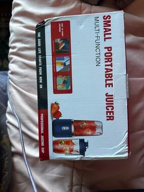 Small Portable Juicer - Blue